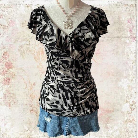 Vintage Ruffled Blouse - Picture 8 of 8